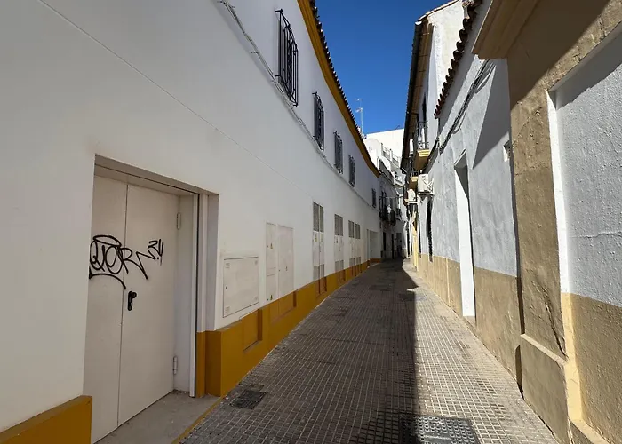 Patio De La Calleja *