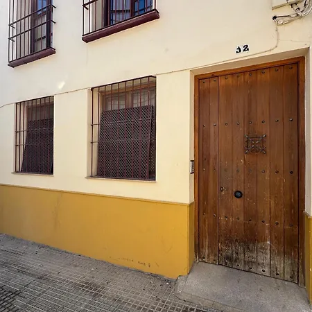 Patio De La Calleja
